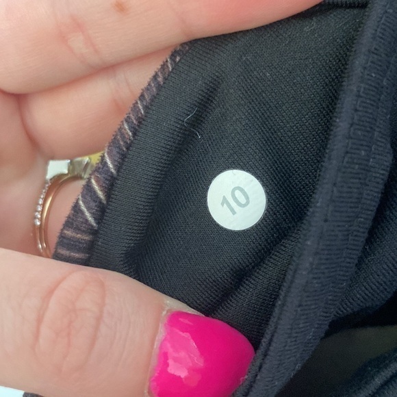 RARE Lululemon Wunder Under Pant *Full-On Luon in size 10- Golden Godess Cashew - Picture 6 of 6